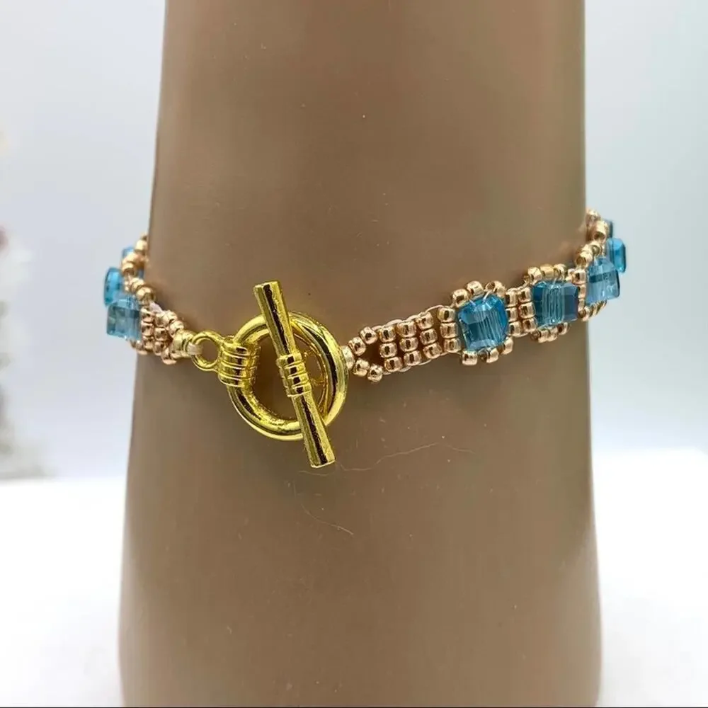Blue‎ crystal cube bracelet rose gold seed beads. - Picture 3 of 3